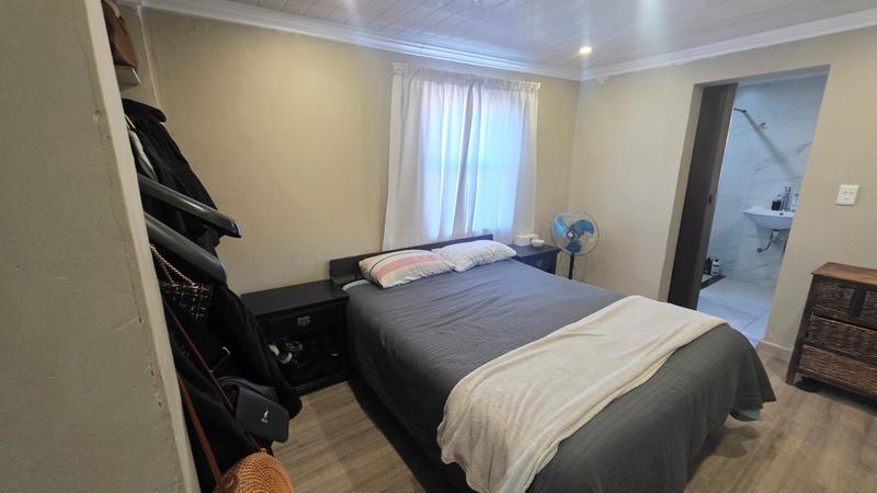 4 Bedroom Property for Sale in Glenwood Western Cape